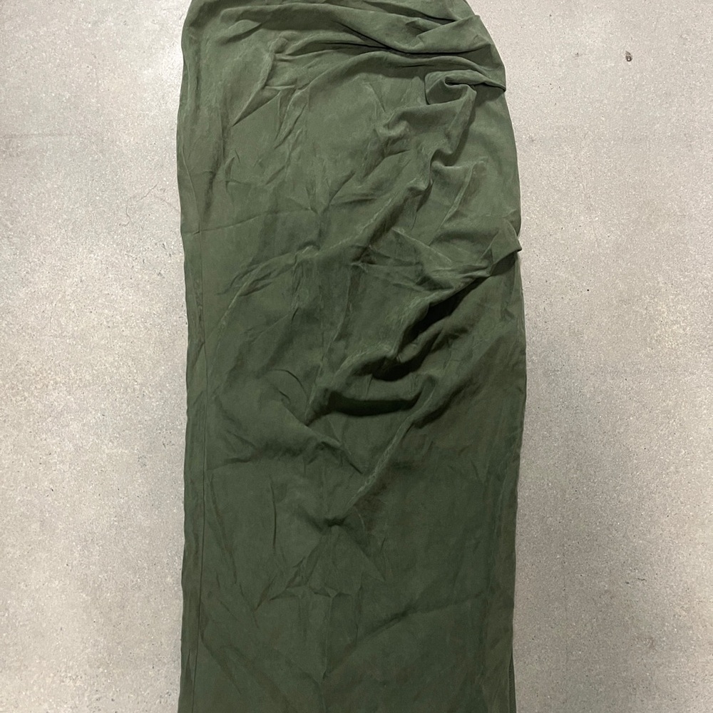 PrettyLittleThing Dark Green Maxi Skirt